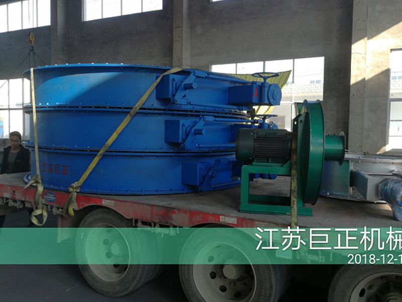 廈門客戶訂購的擋板門驗收合格,發貨準備中