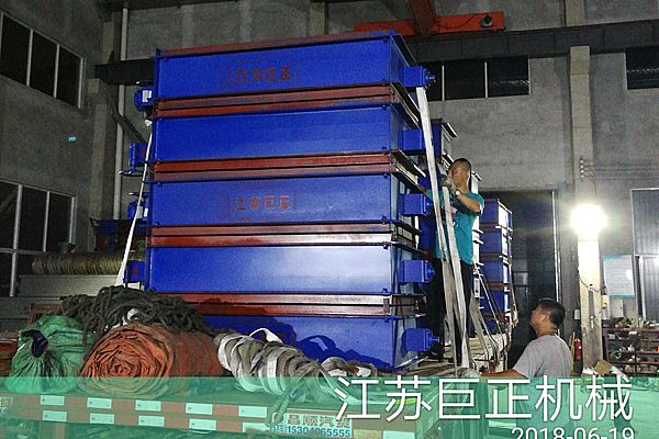 方形擋板門(寬10m)已完工,待發(fā)往預(yù)定客戶