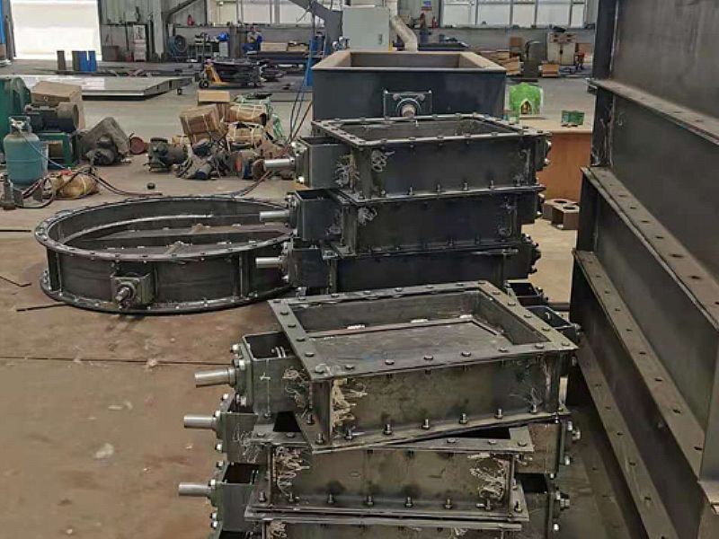 制作中的半成品擋板門,快來瞧一瞧